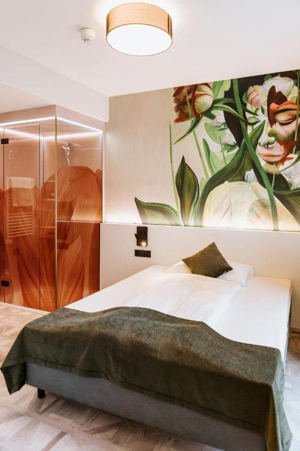 Art-Inn Design Self-Check-In-Hotel Linz Exterior foto